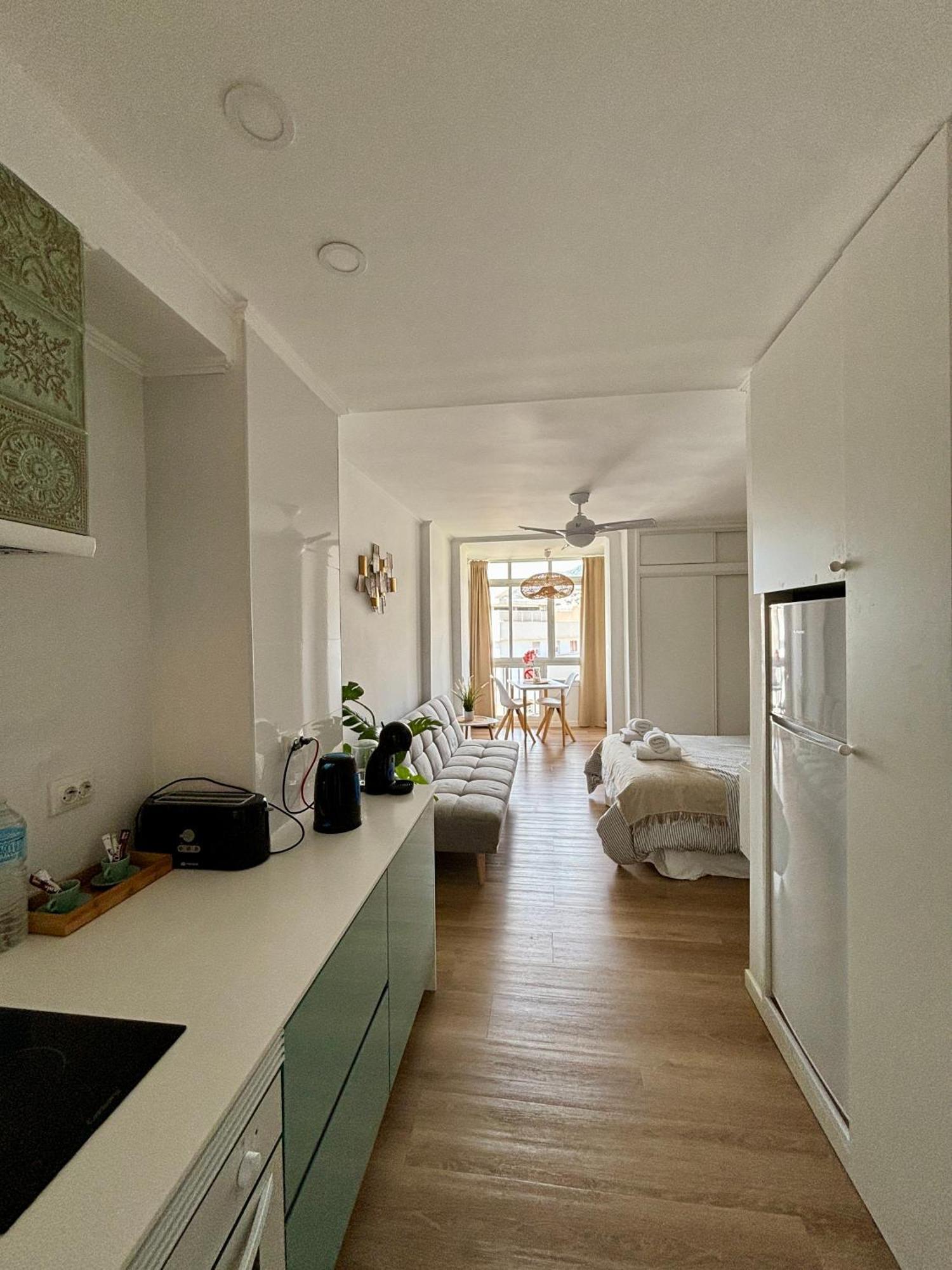 Ar Apartments - Central And Modern Apartment In Benalmádena Esterno foto